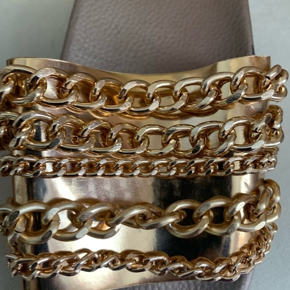 Rose Gold Chain  Slides​ - Picture 3 of 4